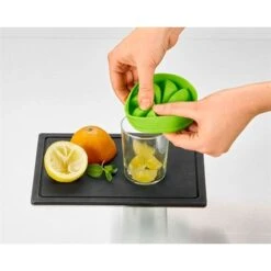 Presse-agrume For Drinks -Boutique De Buyer 613032 4 1 Presse agrume For Drinks Betty Bossi