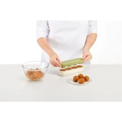 Alternative view of Lekue Veggie Balls